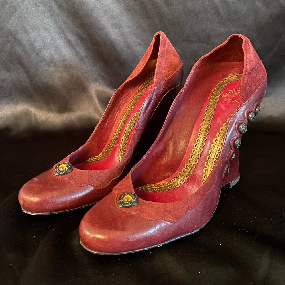 J Vincent Heels - Wine colored Leather Wedges w/metal details.